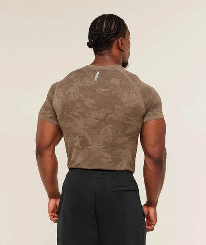 Playera Geo Seamless Slim Fit - Café