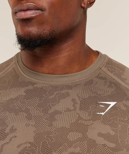 Playera Geo Seamless Slim Fit - Café